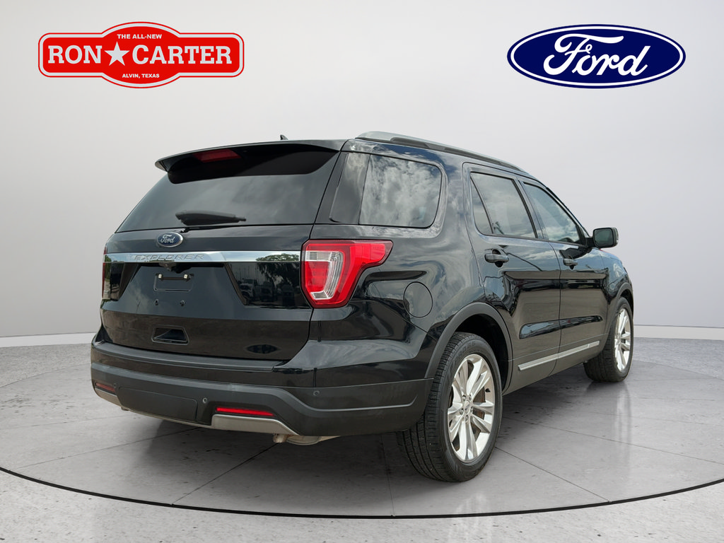 Certified 2019 Ford Explorer XLT w/ Equipment Group 202A FWD image 6