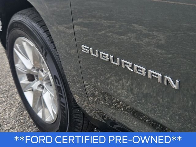 Used 2023 Chevrolet Suburban Premier image 7