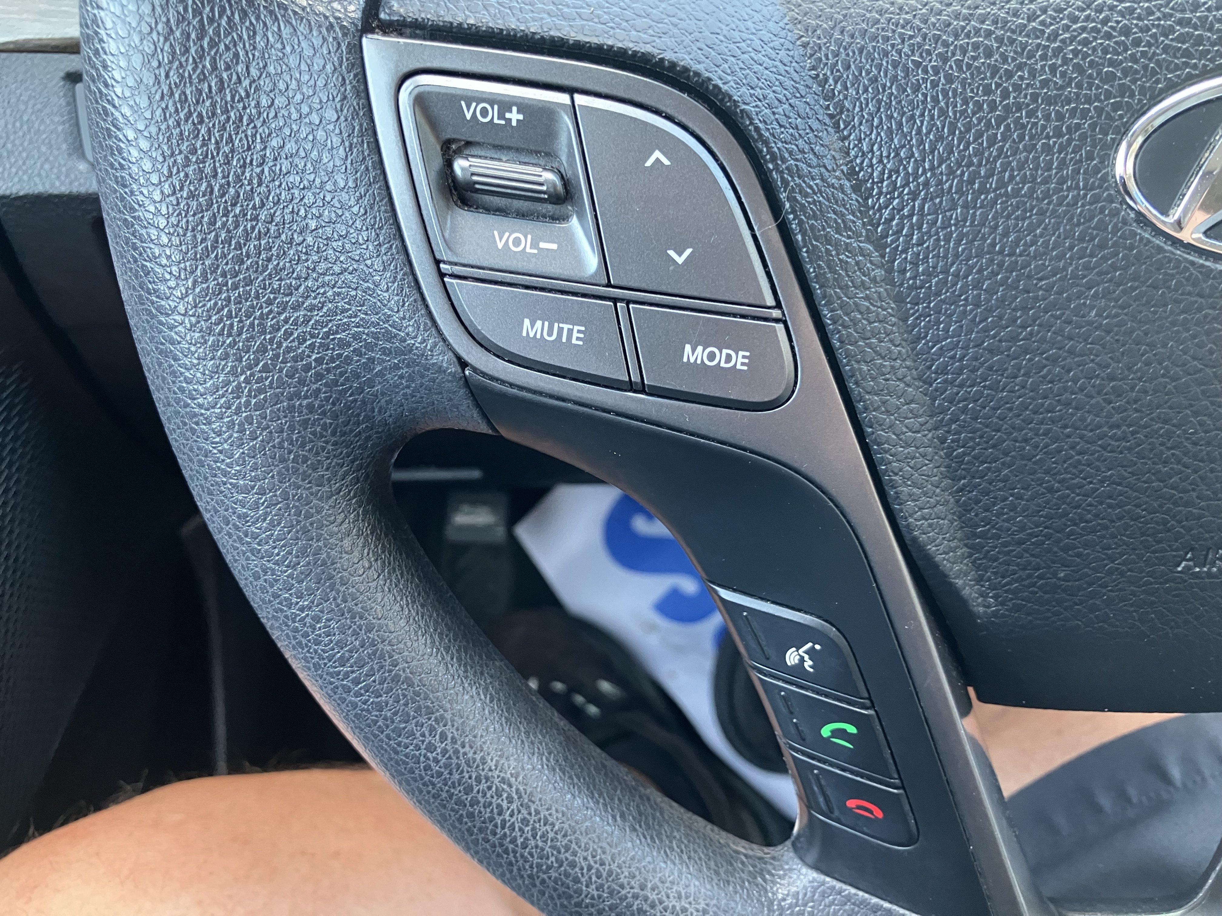 Used 2018 Hyundai Santa Fe Sport w/ 2.4L Value Package 02 FWD image 20