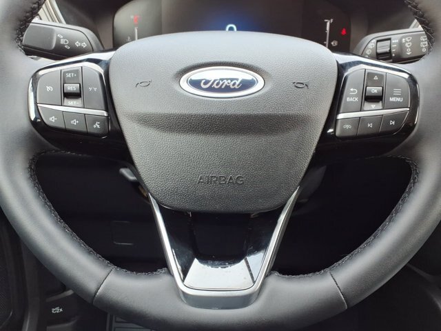 Certified 2025 Ford Escape Active w/ Cold Weather Package AWD/4WD image 9