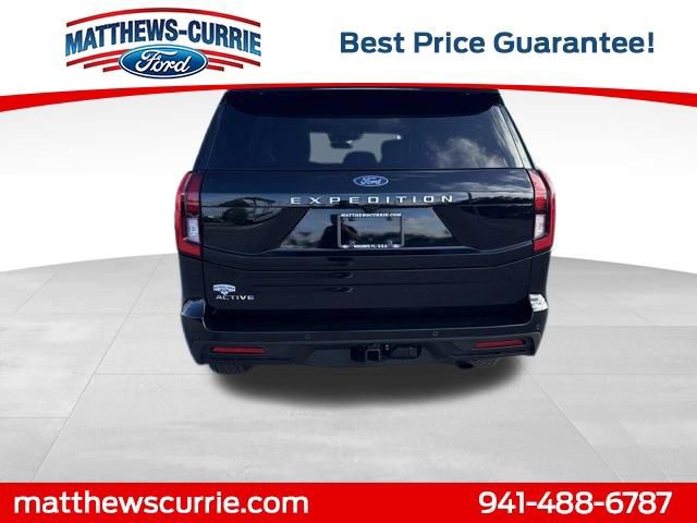 Certified 2025 Ford Expedition Active image 3