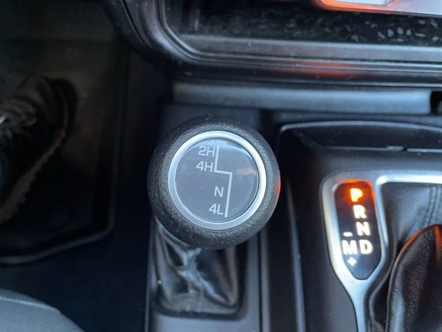 Used 2021 Jeep Gladiator Sport image 21