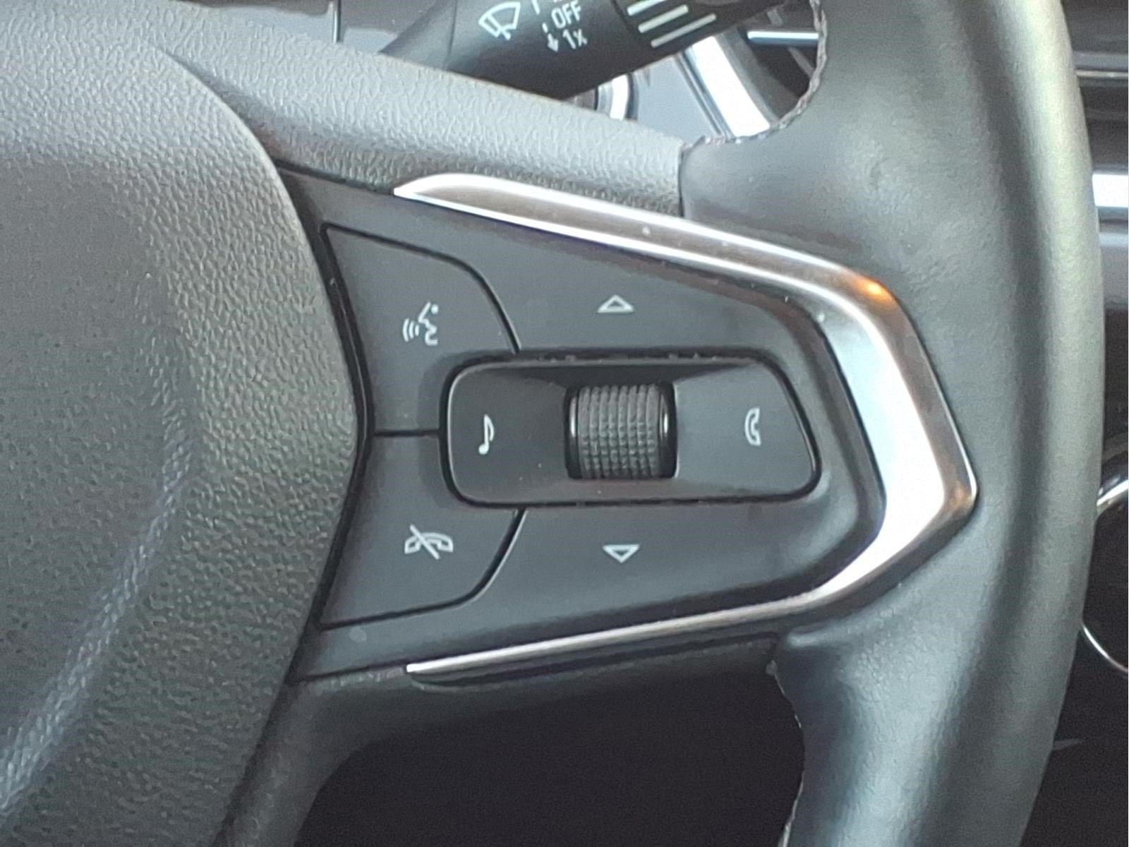 Used 2025 Chevrolet Trax ACTIV w/ Driver Confidence Package FWD image 13