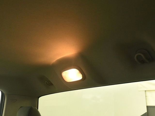 Used 2017 RAM 1500 Express image 18