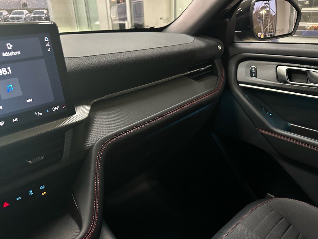 Certified 2025 Ford Explorer ST-Line w/ Premium Package image 48