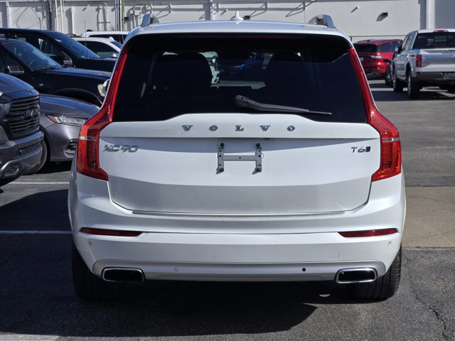 Used 2017 Volvo XC90 T6 Momentum w/ Vision Package image 2
