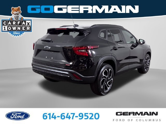 Used 2024 Chevrolet Trax RS w/ Sunroof Package FWD image 8