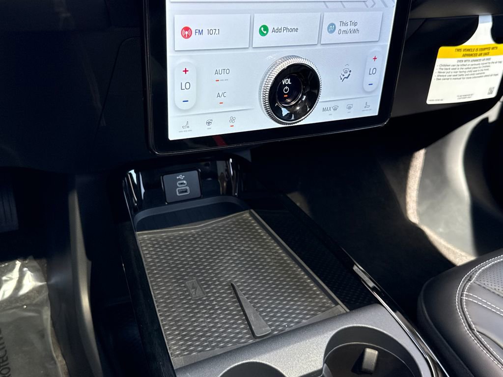 Certified 2025 Ford Mustang Mach-E Premium image 23