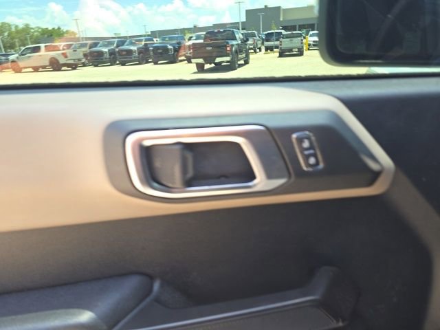 Certified 2024 Ford Bronco Wildtrak AWD/4WD image 10