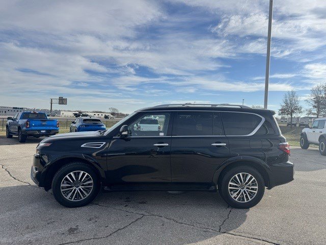 Used 2024 Nissan Armada SL w/ Cargo Package image 2
