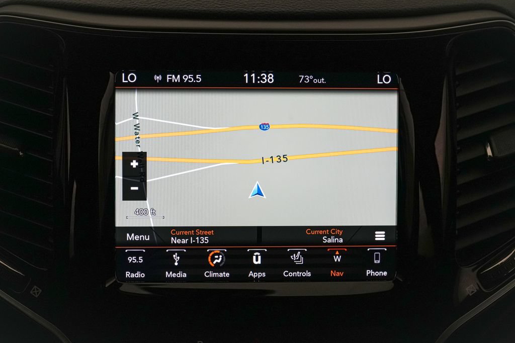 Used 2019 Jeep Cherokee Limited FWD image 17