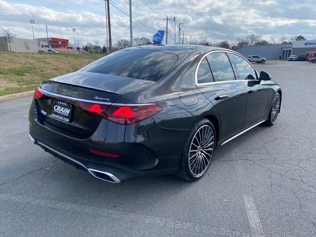 Used 2024 Mercedes-Benz E 350 4MATIC Sedan image 5