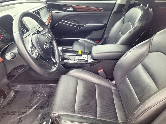 Used 2019 Kia Cadenza Premium image 10