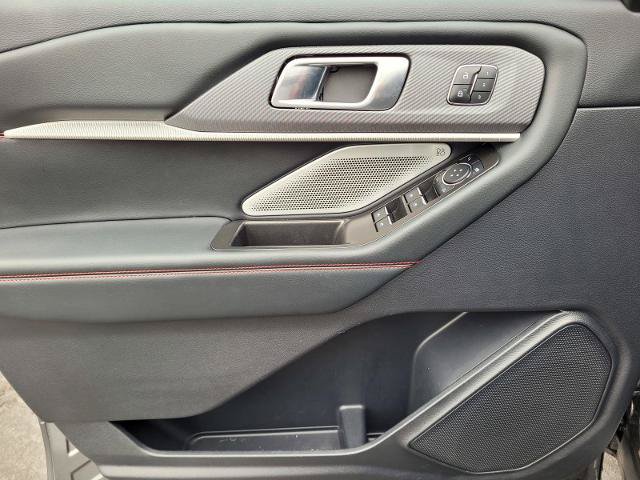 Certified 2025 Ford Explorer ST AWD/4WD image 24