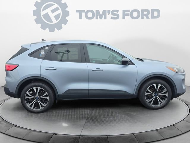 Certified 2022 Ford Escape SE w/ SE Sport Appearance Package AWD/4WD image 6