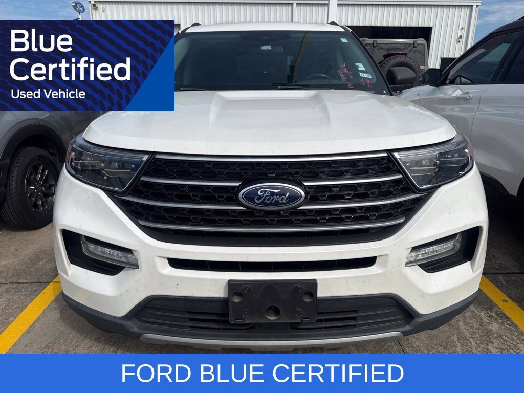 Certified 2020 Ford Explorer XLT w/ Equipment Group 202A RWD image 2