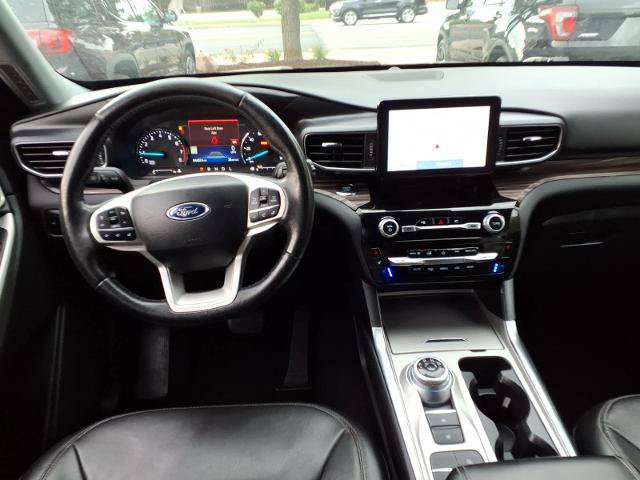 Certified 2023 Ford Explorer Limited w/ Equipment Group 301A RWD image 13