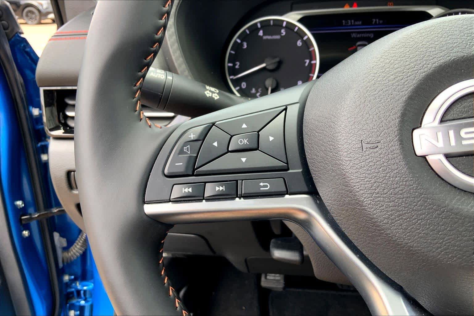 Used 2025 Nissan Sentra SR w/ Midnight Edition FWD image 24