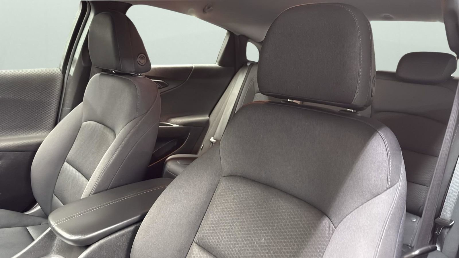 Used 2024 Chevrolet Malibu LT image 10