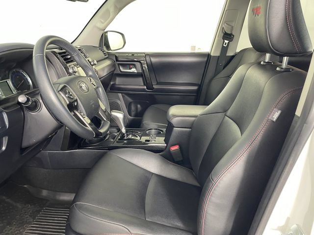 Used 2019 Toyota 4Runner TRD Off-Road Premium AWD/4WD image 2