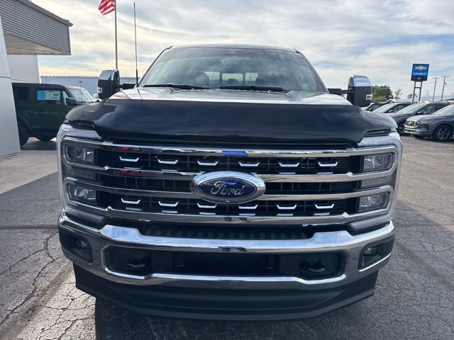 Certified 2025 Ford F350 Lariat w/ Chrome Package image 6