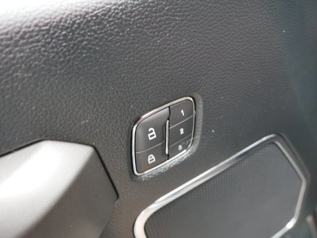 Certified 2020 Ford F150 Platinum w/ Equipment Group 701A Luxury image 16