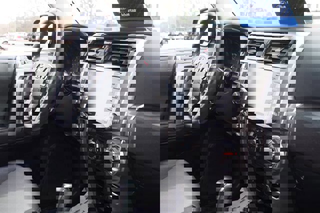 Used 2020 Toyota 4Runner SR5 Premium w/ Moonroof Package image 10