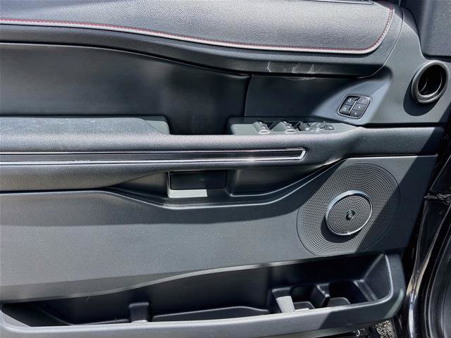 Certified 2023 Ford Expedition Limited RWD image 19