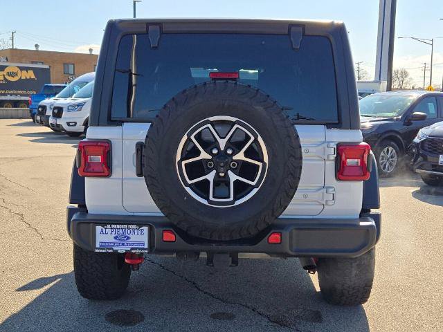 Used 2024 Jeep Wrangler Unlimited Rubicon AWD/4WD image 14