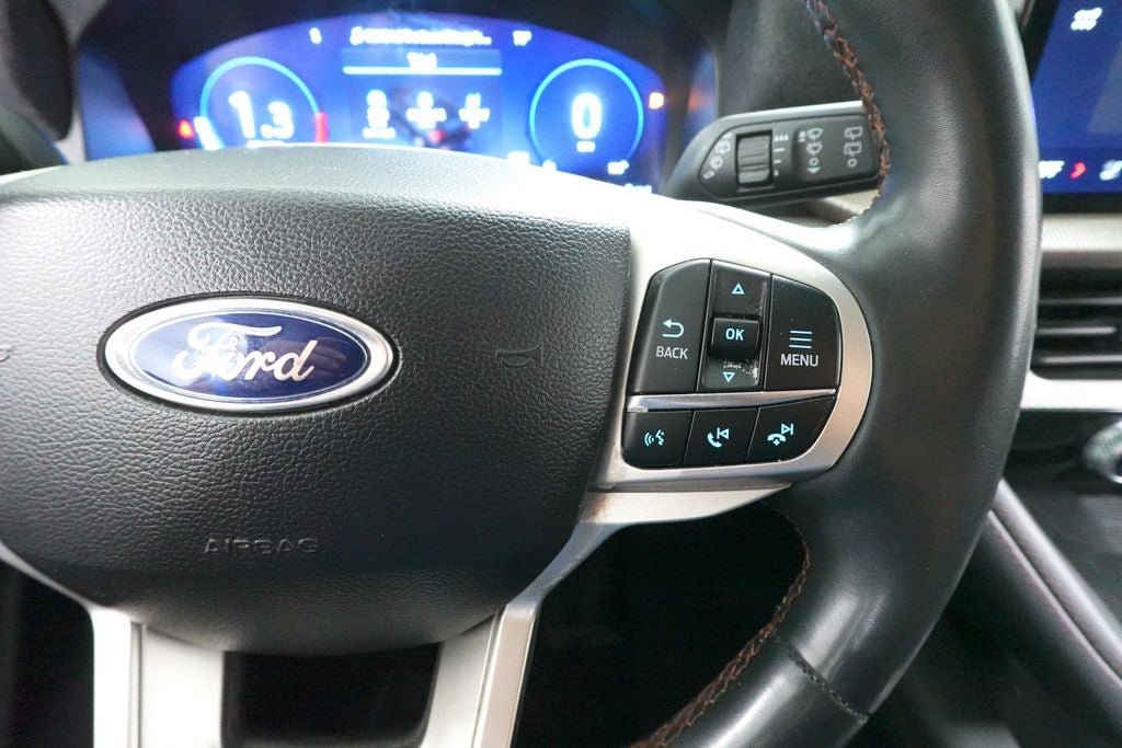 Certified 2025 Ford Explorer Active w/ Active Comfort Package AWD/4WD image 14