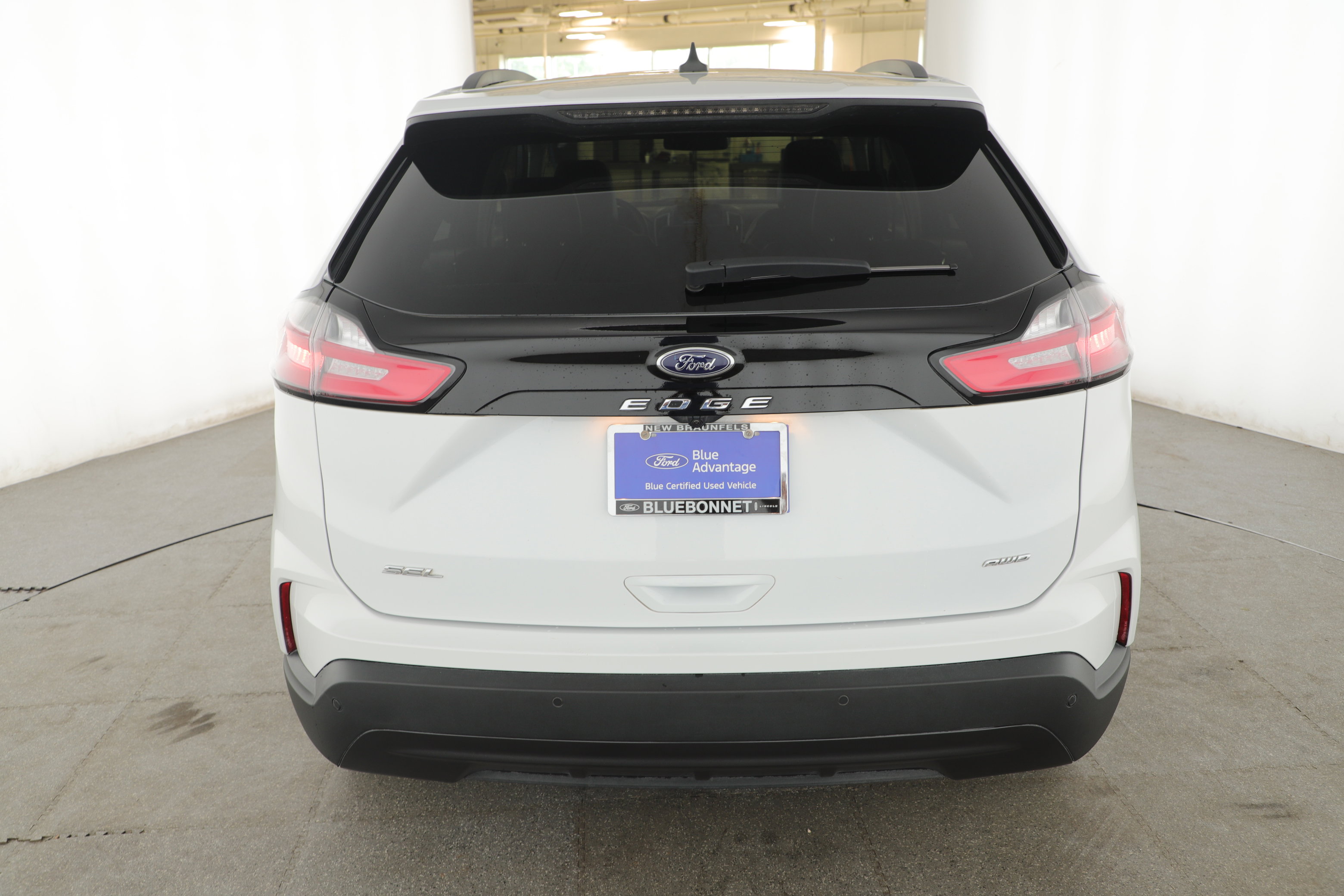 Certified 2023 Ford Edge SEL w/ Sport Appearance Package AWD/4WD image 4