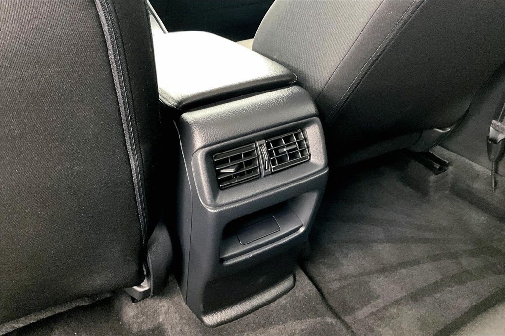 Used 2025 Honda CR-V LX image 33