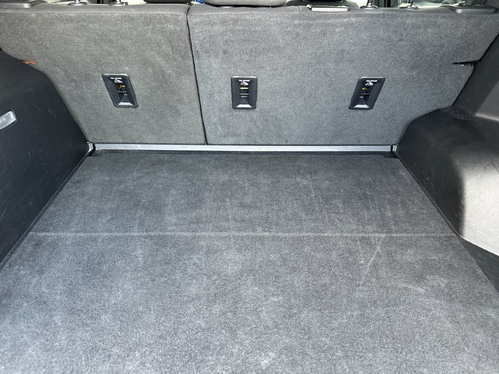 Used 2025 Chevrolet Equinox LT AWD/4WD image 14