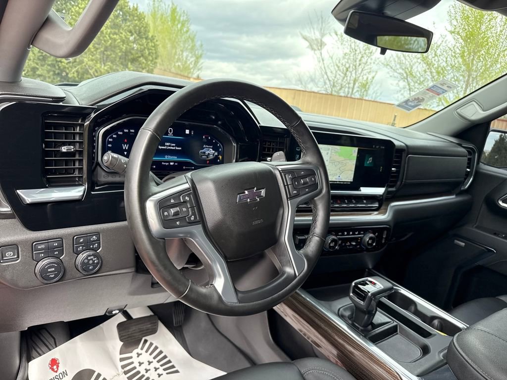 Used 2025 Chevrolet Silverado 1500 LT Trail Boss w/ LT Trail Boss Premium Package image 12