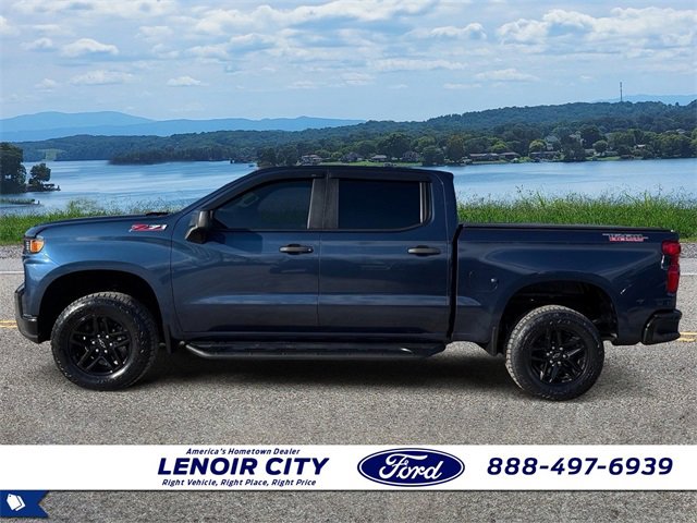 Used 2019 Chevrolet Silverado 1500 Custom Trail Boss w/ Custom Convenience Package image 4