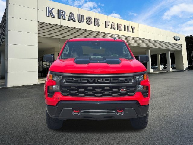 Used 2024 Chevrolet Silverado 1500 Custom Trail Boss AWD/4WD image 2