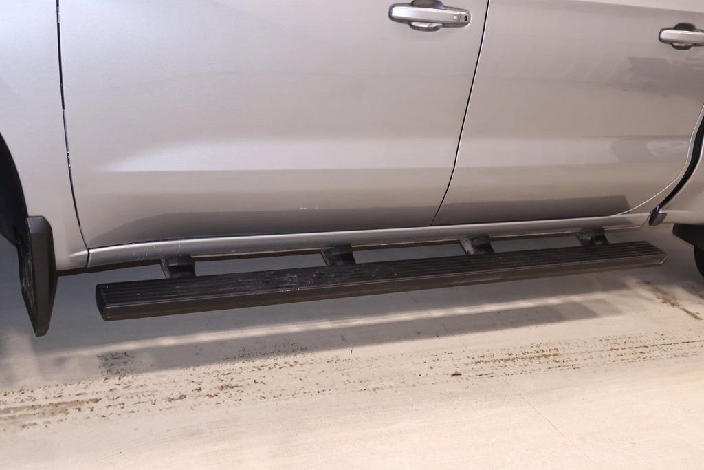 Used 2024 Chevrolet Silverado 1500 LT image 39