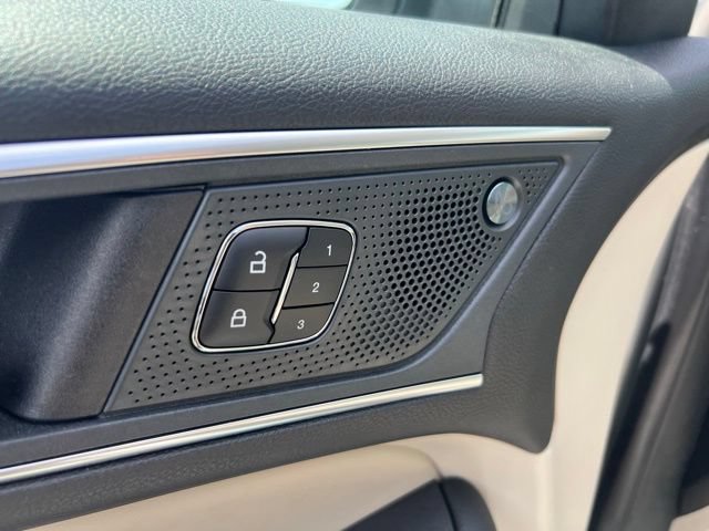 Certified 2023 Ford Edge Titanium w/ Equipment Group 301A AWD/4WD image 8