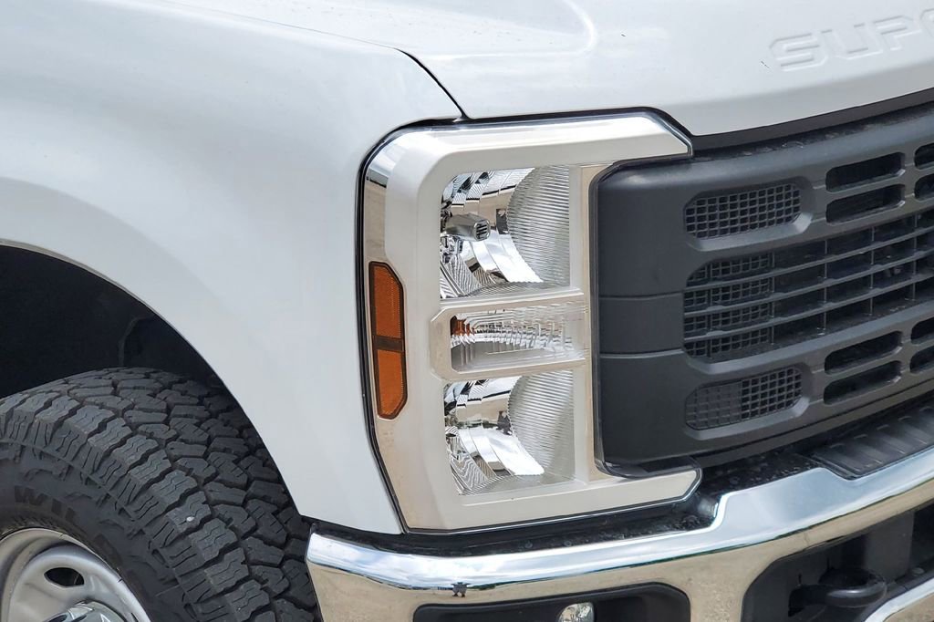 Certified 2024 Ford F250 XL w/ XL Off-Road Package AWD/4WD image 26