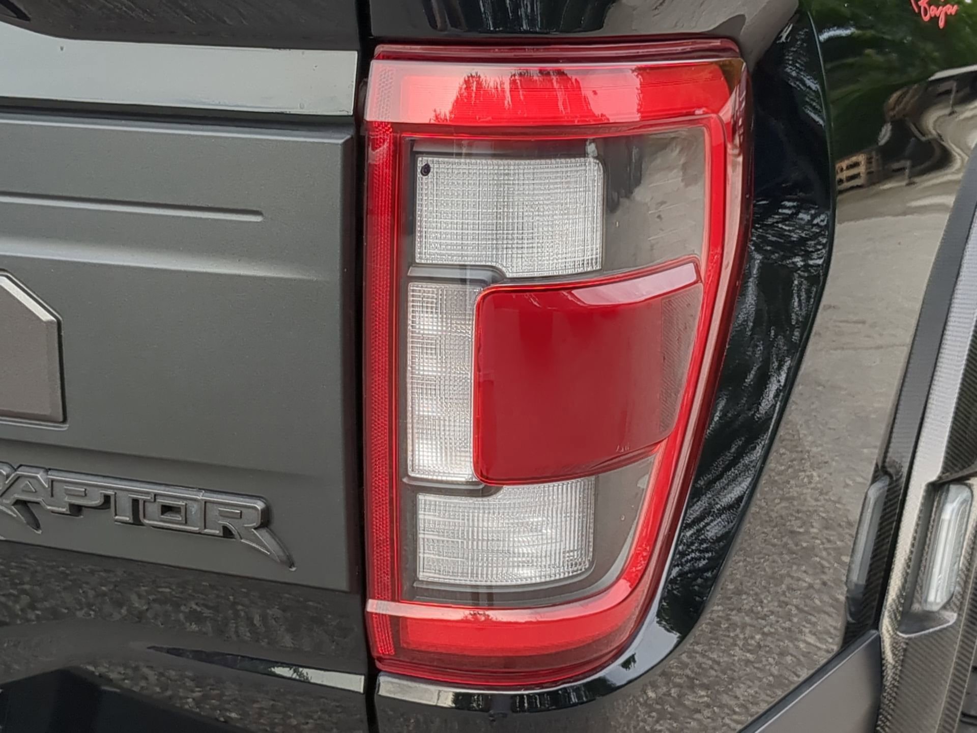 Certified 2023 Ford F150 Raptor AWD/4WD image 45