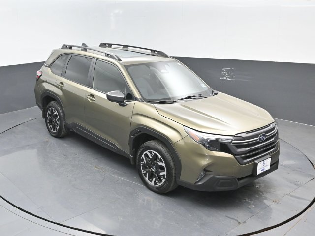 Used 2025 Subaru Forester Premium AWD/4WD image 20