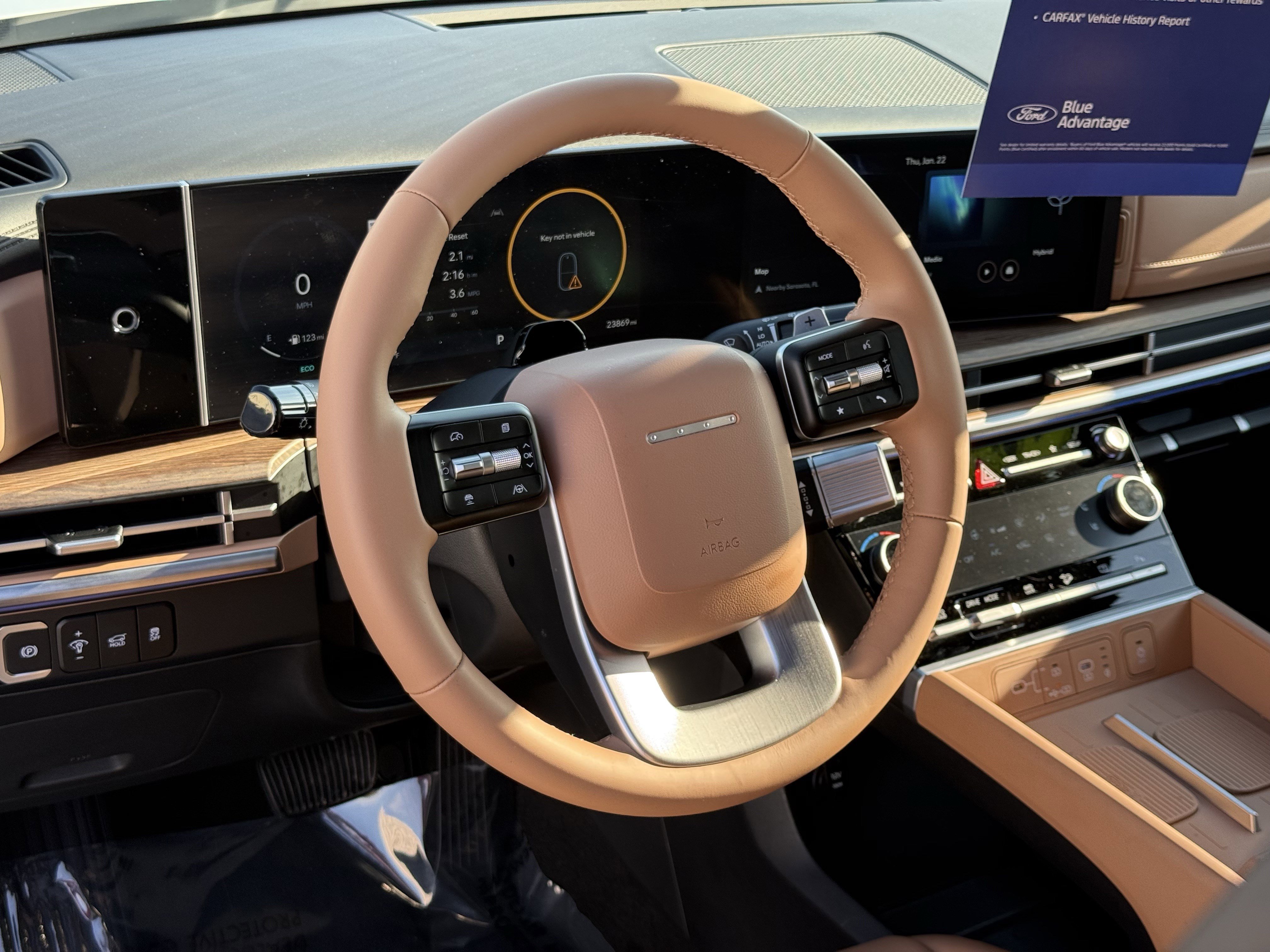 Used 2025 Hyundai Santa Fe Limited image 22