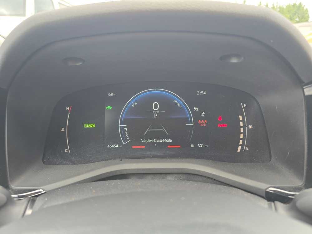 Used 2025 Toyota Camry LE FWD image 21