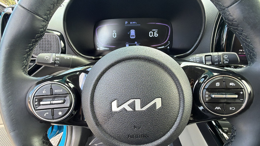 Used 2024 Kia Soul EX FWD image 17