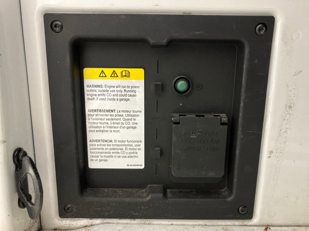 Certified 2021 Ford F150 Lariat w/ Equipment Group 502A High image 31