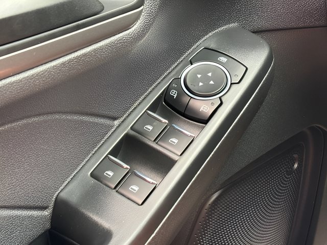 Certified 2023 Ford Escape Active AWD/4WD image 18