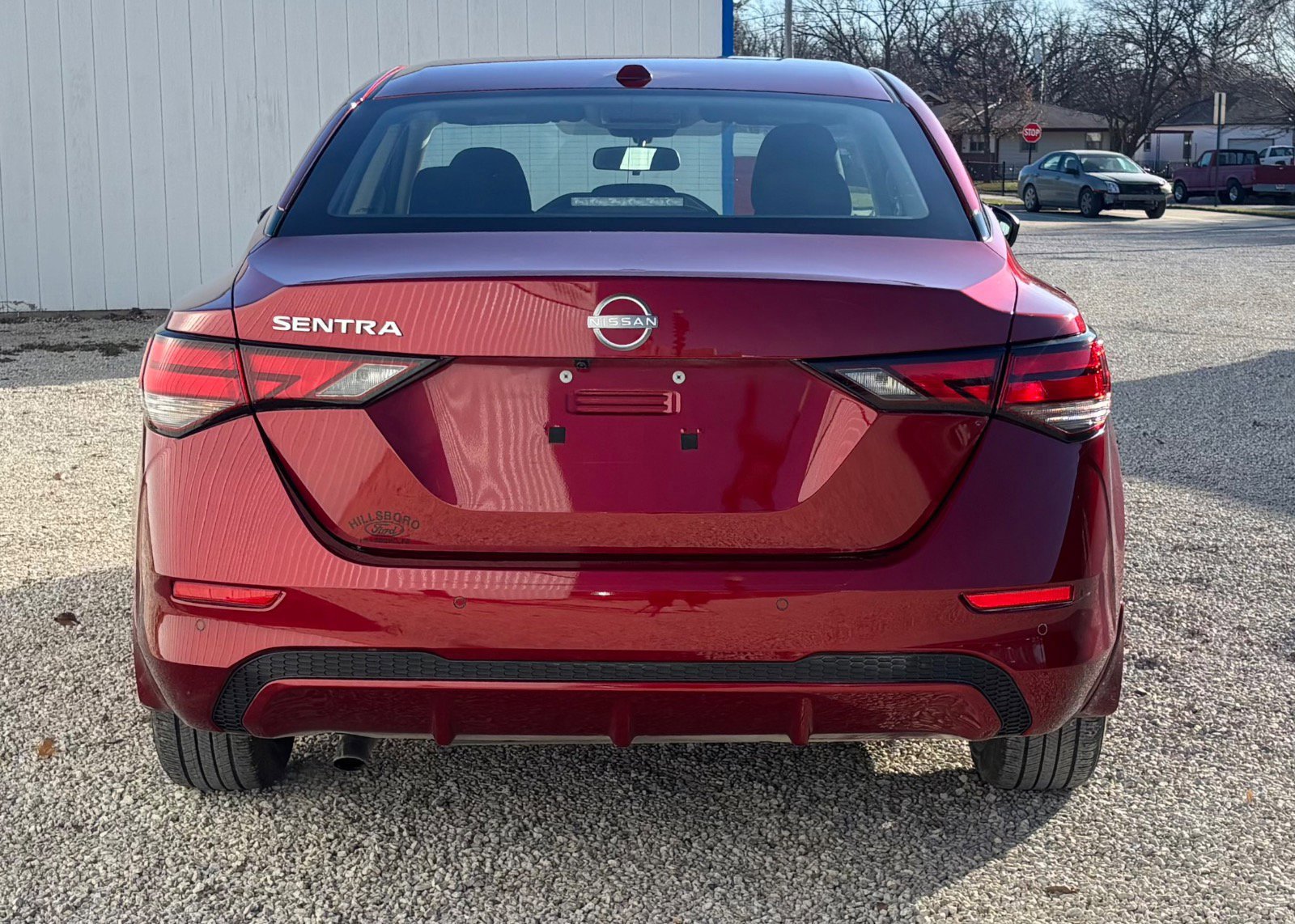 Used 2025 Nissan Sentra SV image 3