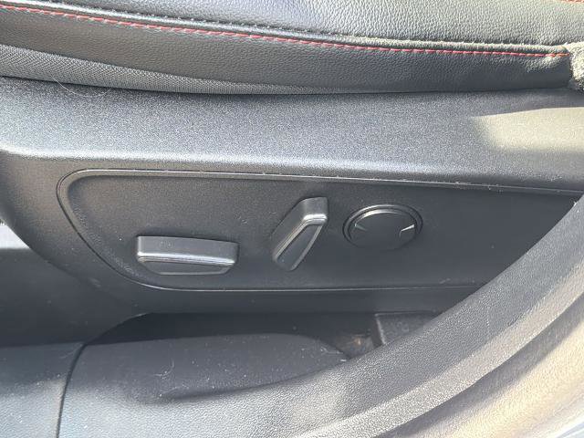 Certified 2022 Ford Escape SEL w/ SEL Stealth AWD Package image 22