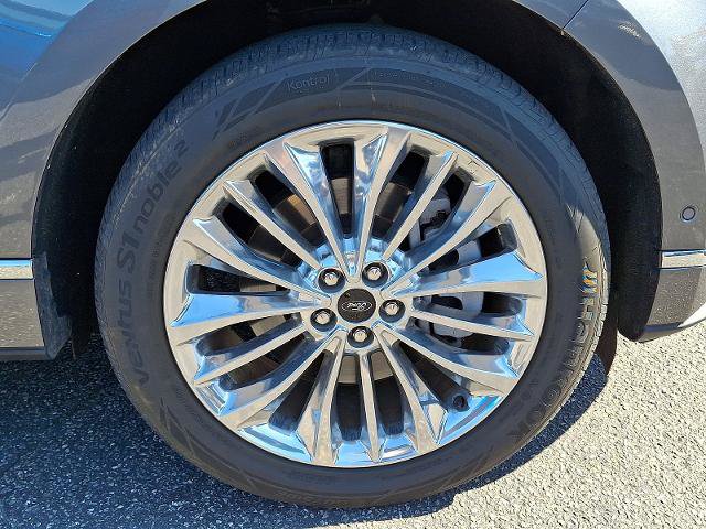 Certified 2024 Ford Edge Titanium w/ Titanium Elite Package AWD/4WD image 5