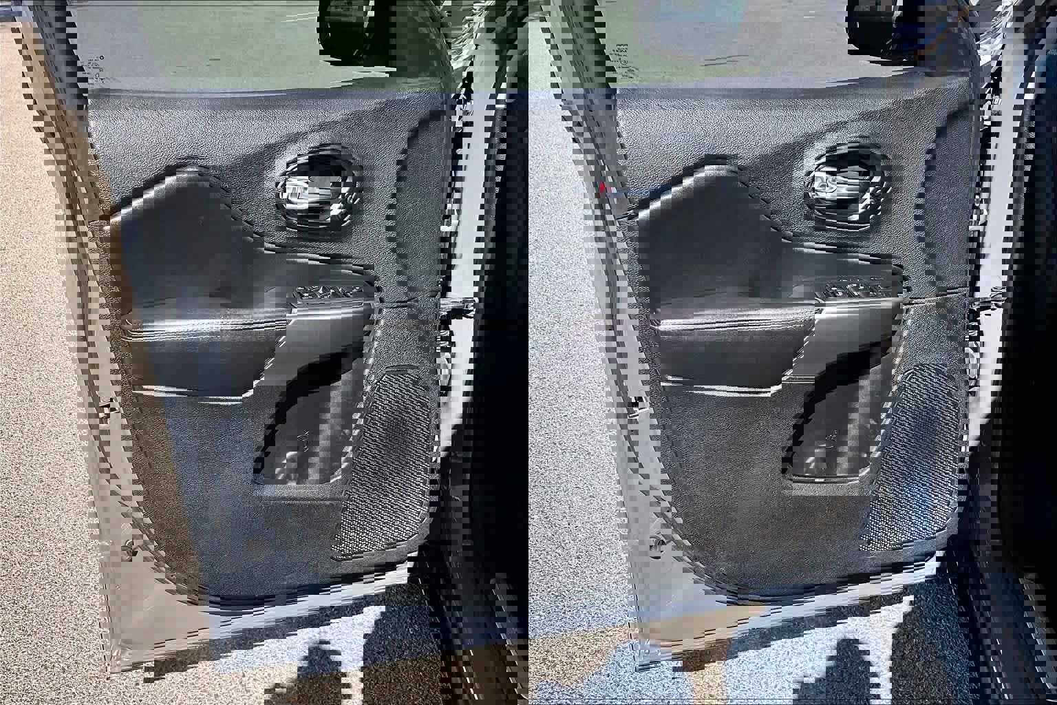 Used 2021 Jeep Cherokee Limited w/ Elite Package image 22